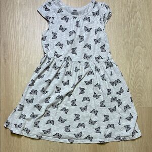 H&M Light Gray Kids Dress with Butterfly Pattern Girls 6-8